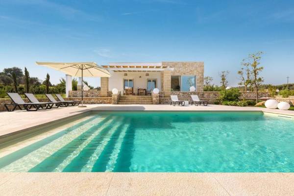 Villa Eneide by Perle di Puglia