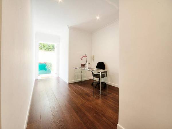 Workspace - The One Prati Rooms