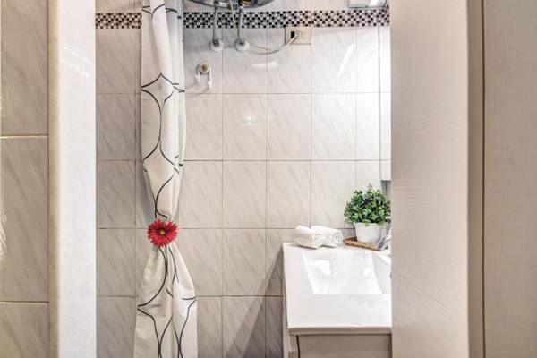 M&L Apartments - Ardesia Colosseo