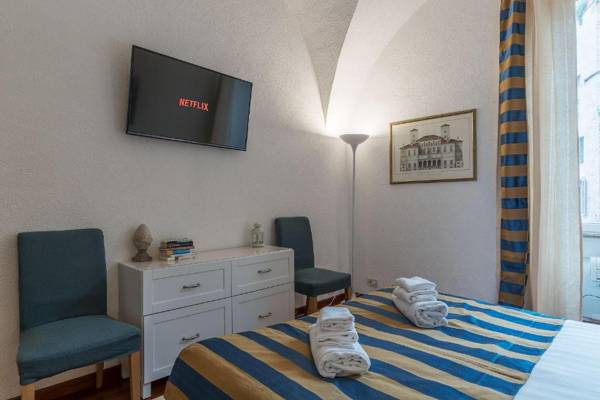 CS Piazza Venezia Apartment
