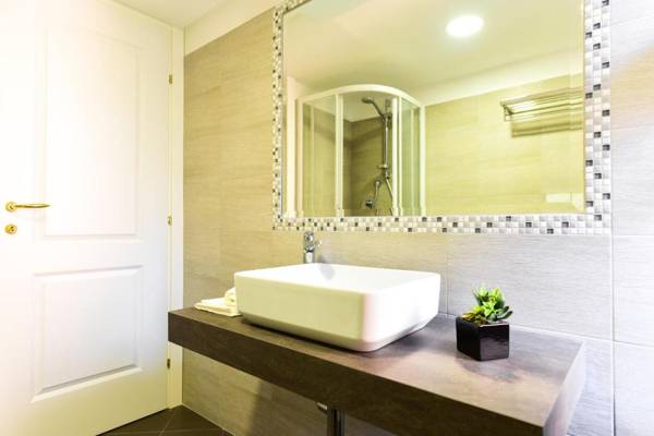 Domus Regina Colosseo