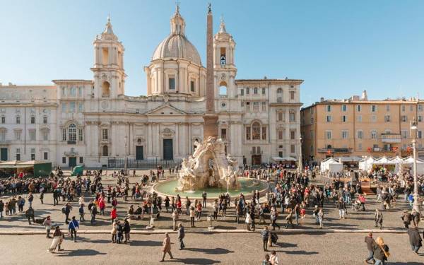 Rhea Silvia Luxury Navona