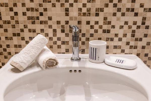 Altarocca Embassy Rome