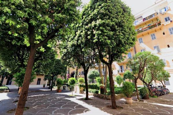 Cozy Leone - My Extra Home