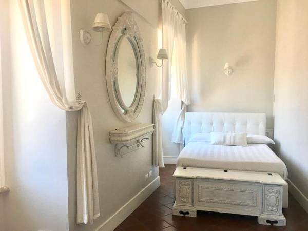 Pantheon Luxury House