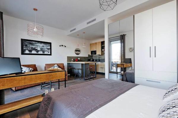 DELIZIOSO Monolocale con TERRAZZO