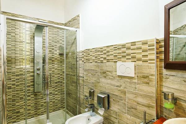 Vatican Holiday Junior