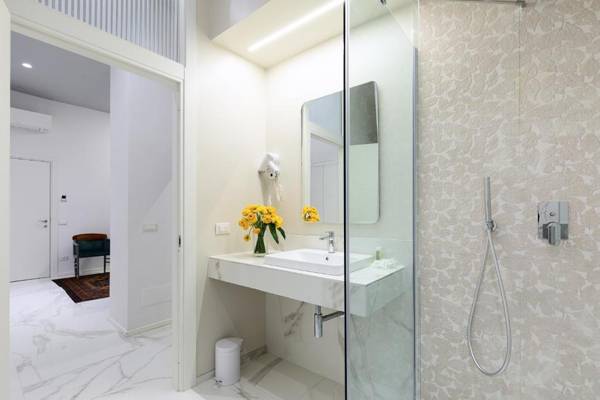 Cavour Suites Guest House