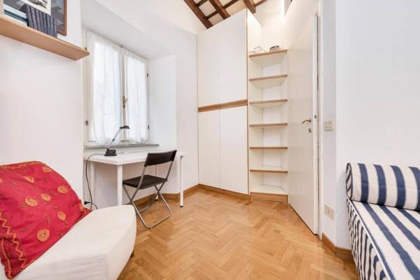 Campo de' Fiori Apartment