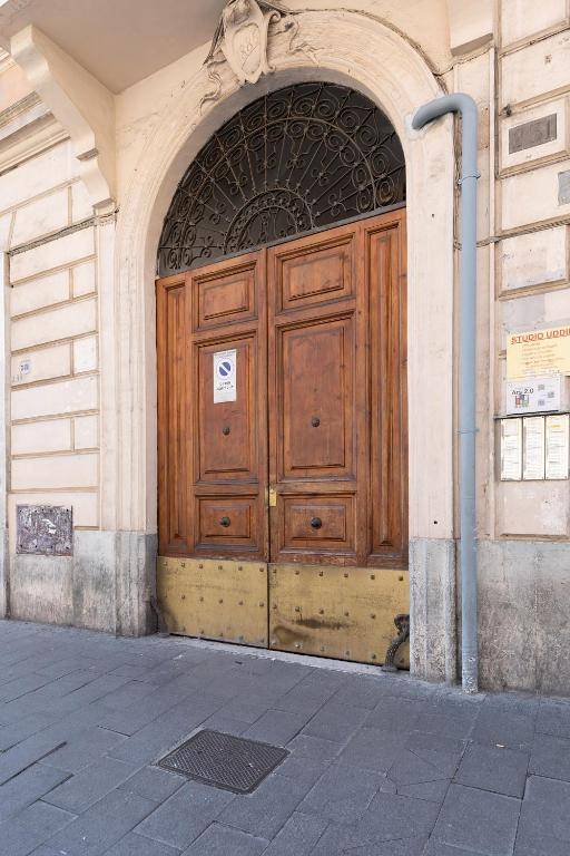 Rome As You Feel - Vittorio Colorful Design Apartment