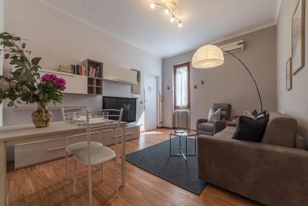 Augustus Suite near Saint Peter