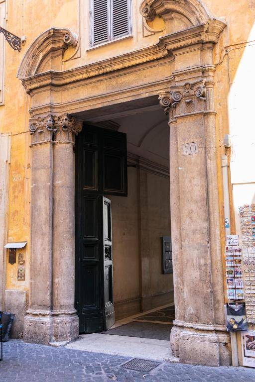 Casa Bella Adriano's Temple