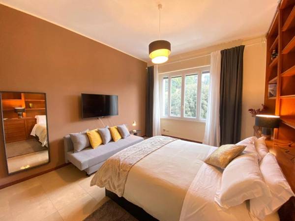 Popolo and Villa Borghese Deco Apartment