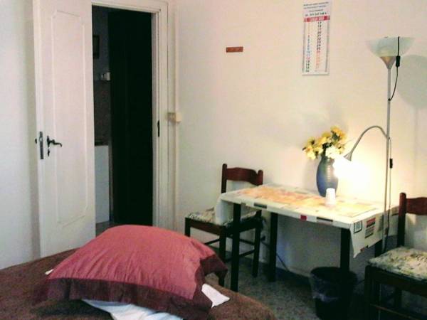 B&B METRO' CENTRAL LINE - Spagna Square in 18 minutes by tube--- reg Lazio 11644