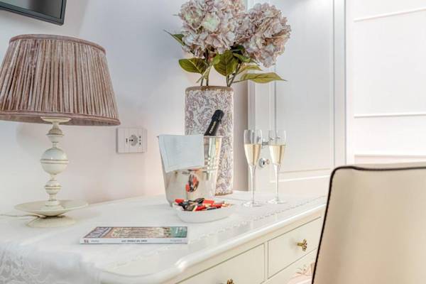 Luxury Stars In Rome - Andromeda Colosseum