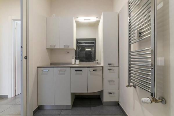 Porta Pia & Villa Torlonia Apartment with Balcony