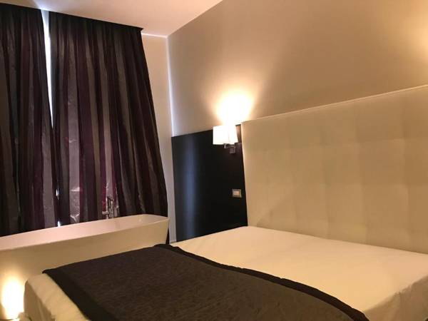 Roman Holidays Boutique Hotel