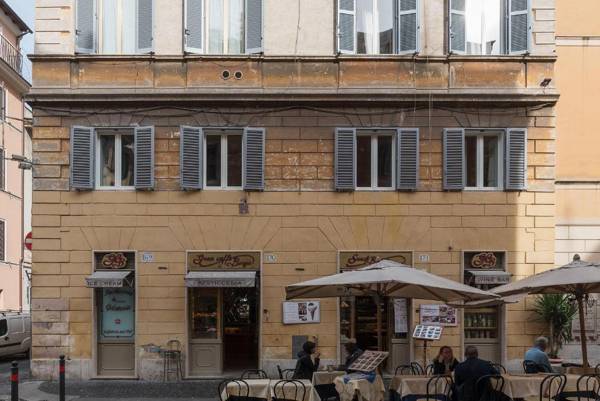 iFlat Vatican High-End Apartment