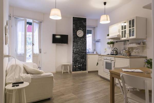 Margherita White Terrace San Giovanni Near FAO