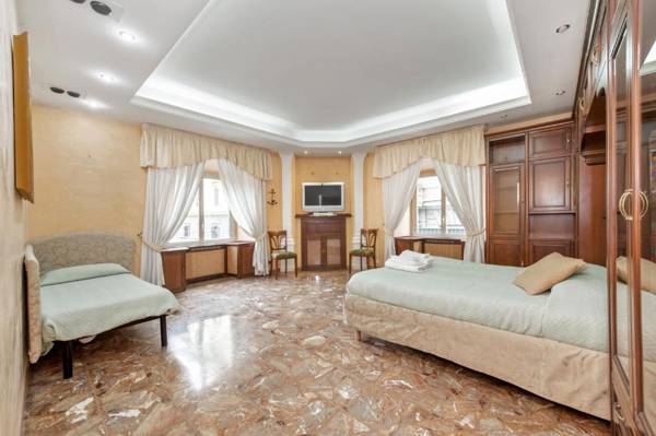 Beautiful large Apartment in the centre of Rome