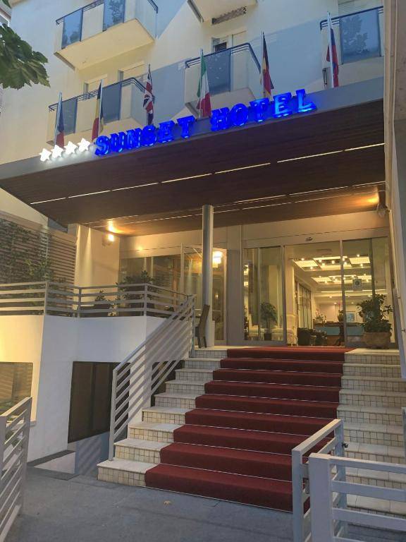 Hotel Sunset