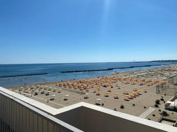 Hotel Adriatica sul Mare