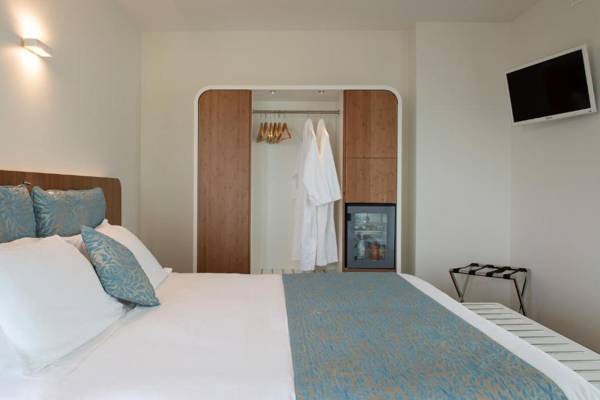 Trampolines Suite Hotel