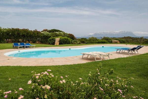 Spiaggia Bianca Pedra Rosa