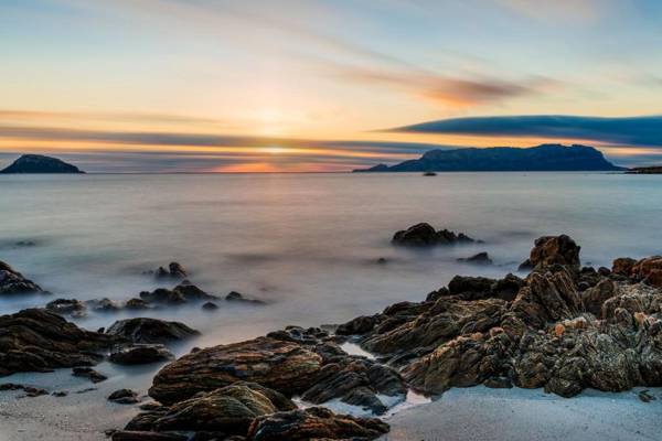 Blue&Green House With Shared Pool