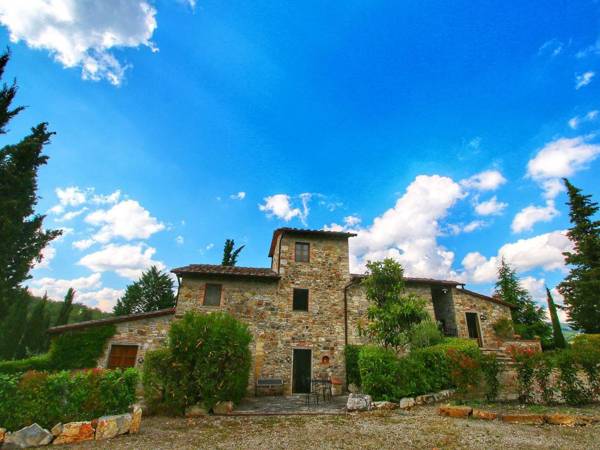 Graceful Farmhouse in Radda In Chianti with Terrace