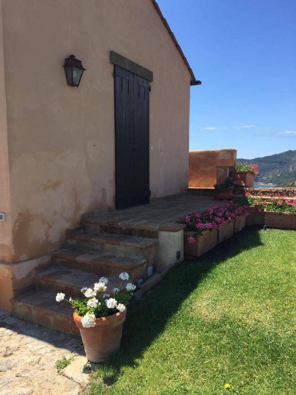 La Casa Del Faro - Bookwedo