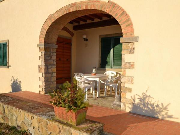 Authentic farmhouse with pool jacuzzi playground garden