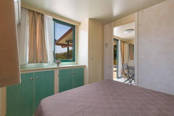 Villette Tundo by BarbarHouse