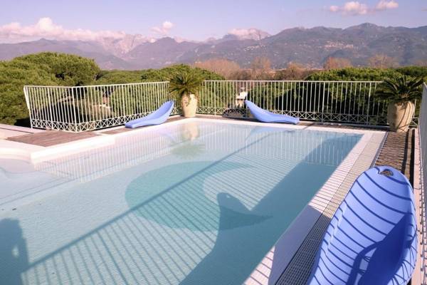 Verdeluna ApartHotel