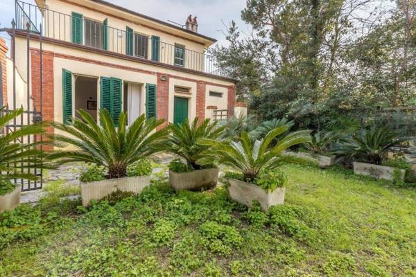 Il Gladiolo - Focette 100mt From Sea