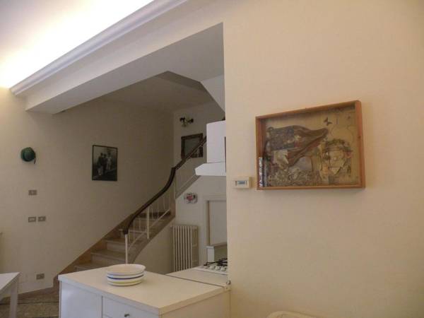 House in Marina di Pietrasanta with large garden 300 meters from the sea