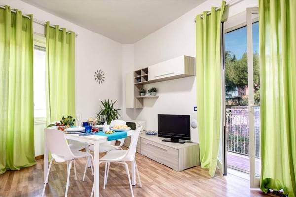 Joe’s Flat 2 Modern ...