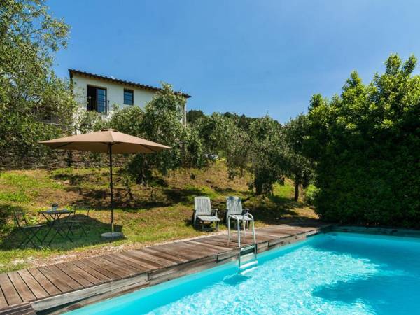 Idyllic Holiday Home in Pescia with Swimming Pool