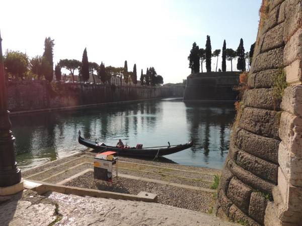 Anfite Apartments Castelletto