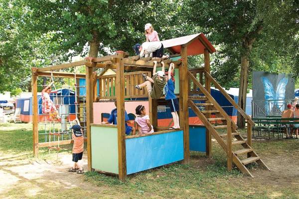 Happy Camp mobile homes in Butterfly Camping Village