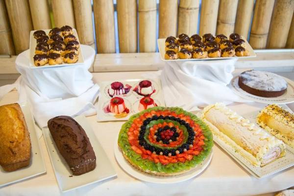 Gusmay Beach Resort - Hotel Cala del Turco