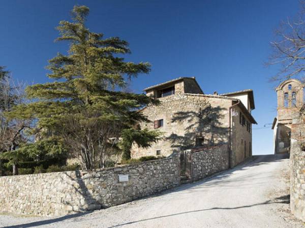 Cosy Holiday Home in Pergine Valdarno with Terrace