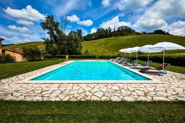 Villa Giunone With Pool Close to Volterra