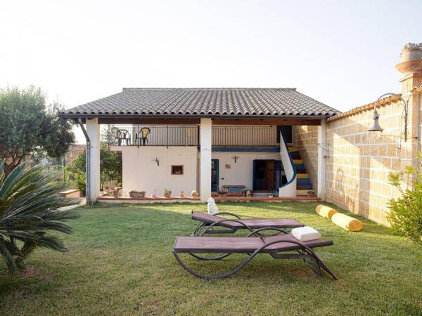 Charming Villa in Partinico with Roof Terrace
