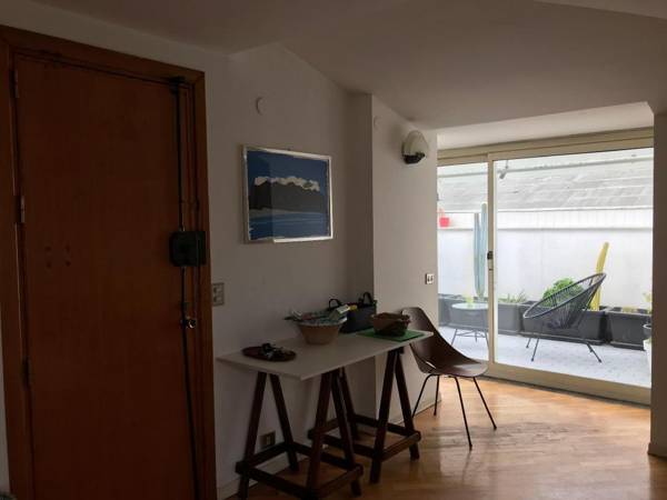 Design Apartment in City Center With Terrace