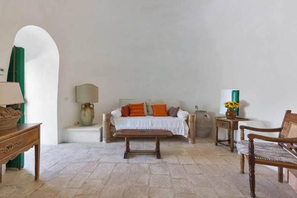 Trulli Il Cappero by BarbarHouse