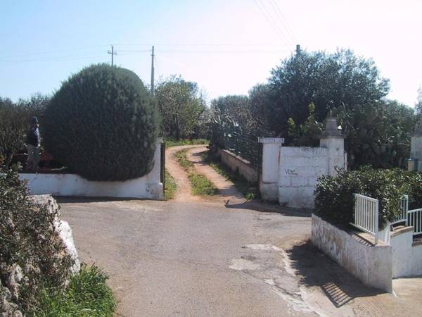 Magnificent villa close to the historic town of Ostuni and beaches