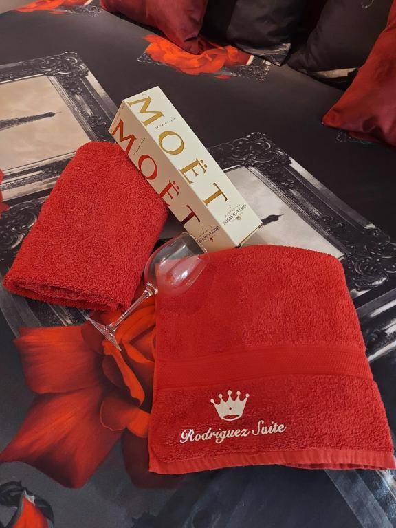 Buze Rodriguez Suite