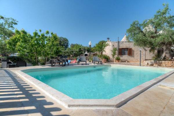 Trullo Paan by Typney