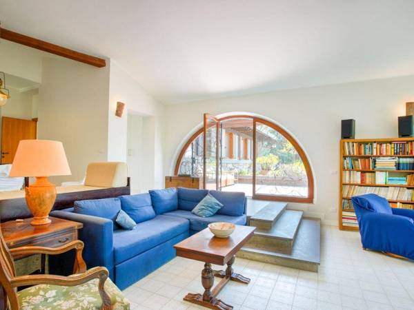 Swanky Villa in Ansedonia near Feniglia Beach
